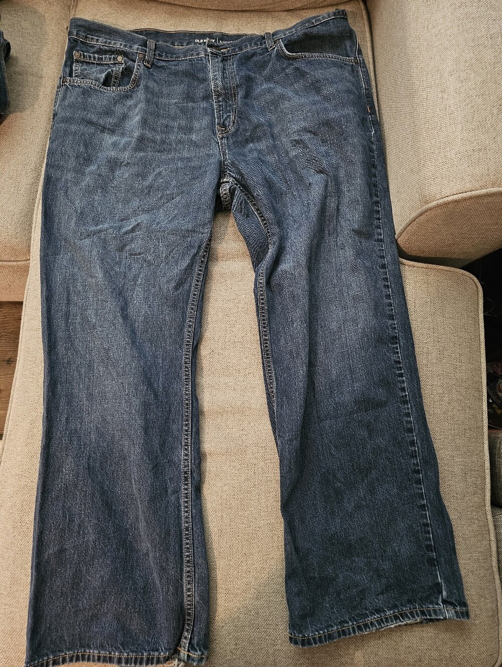 Old Navy Men's Dark Blue Loose Jeans Size 42x30